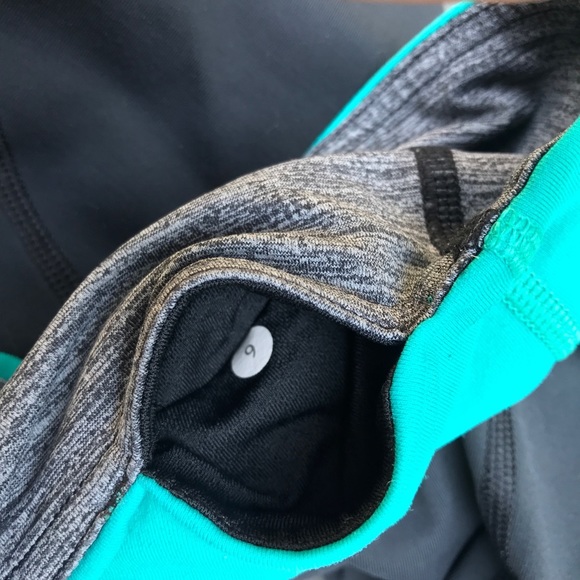 Lululemon stretch leggings 6 black speed zip - Picture 4 of 5